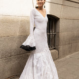 Vestido Blanco y Negro con encaje / DHER Collection